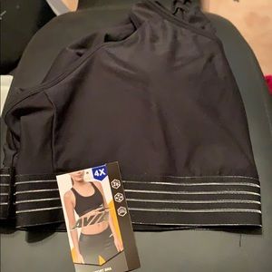 Women’s plus size 4x Black avia sports bra - new